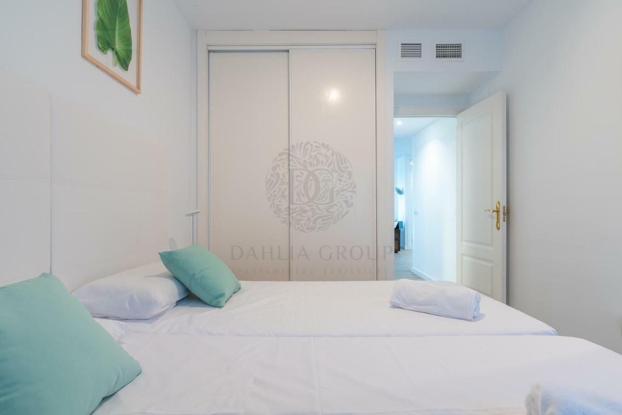 El Faro Beach Apartment By Dahlia Group 에스테포나 외부 사진